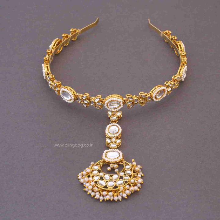Golden Siyaya Hairband With Tikka