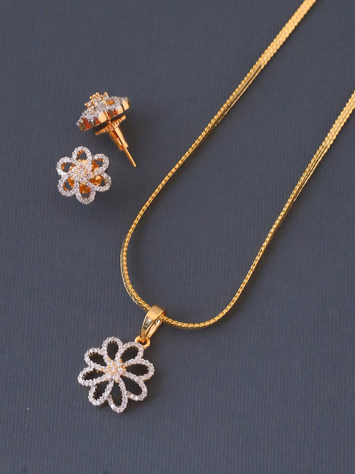 Golden Sloane Pendant Set