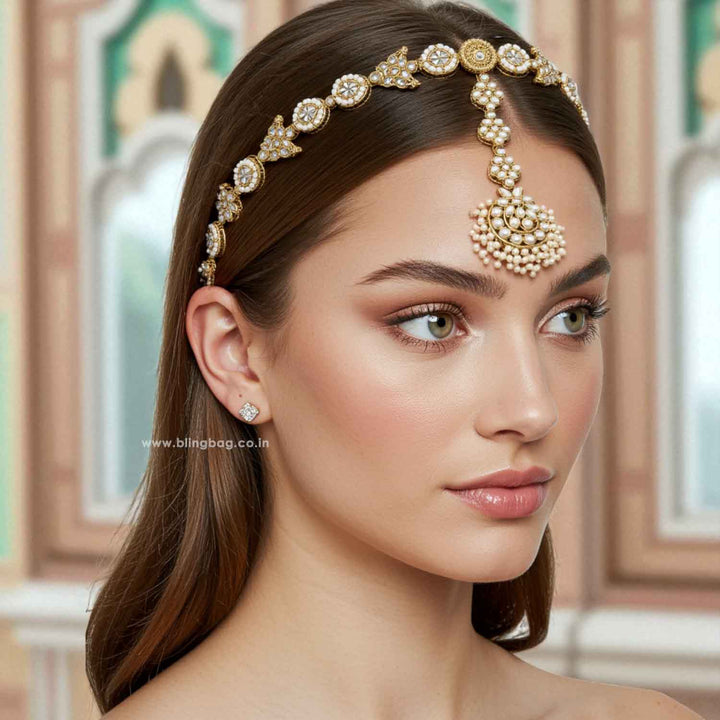 Golden Smita Hairband With Tikka