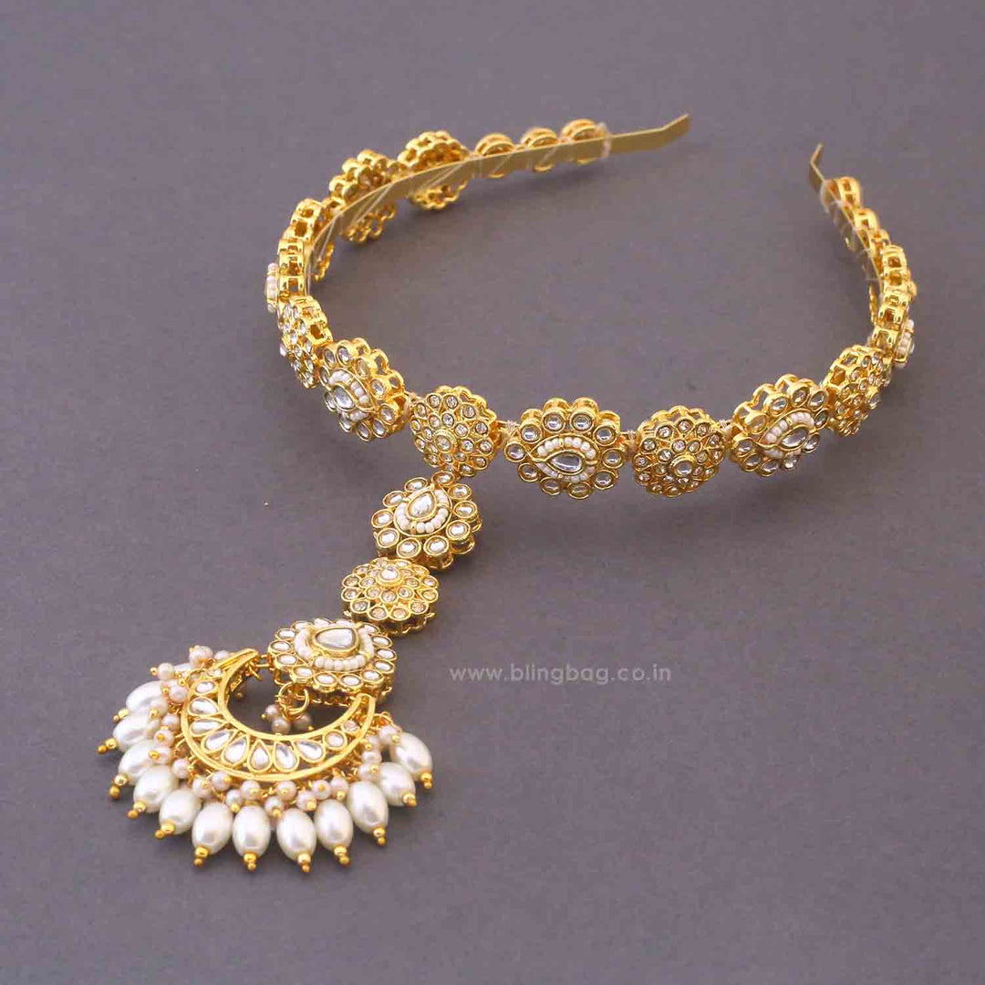 Golden Soniya Hairband With Tikka