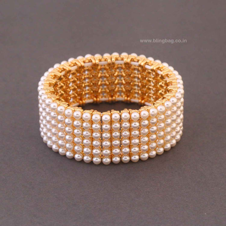 Golden Sophiaa Adjustable Bracelet