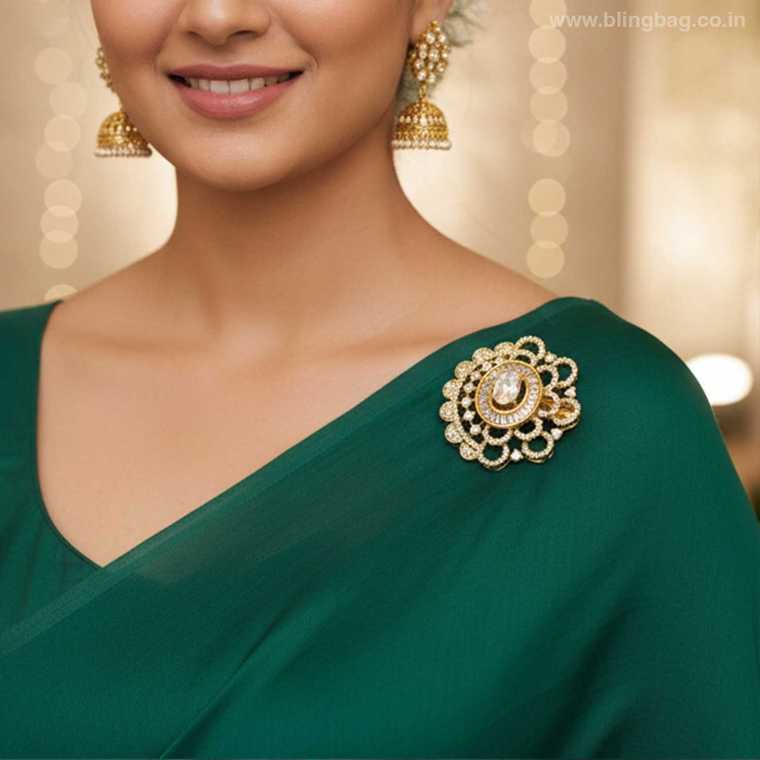 Golden Stellar Sparkle Brooch