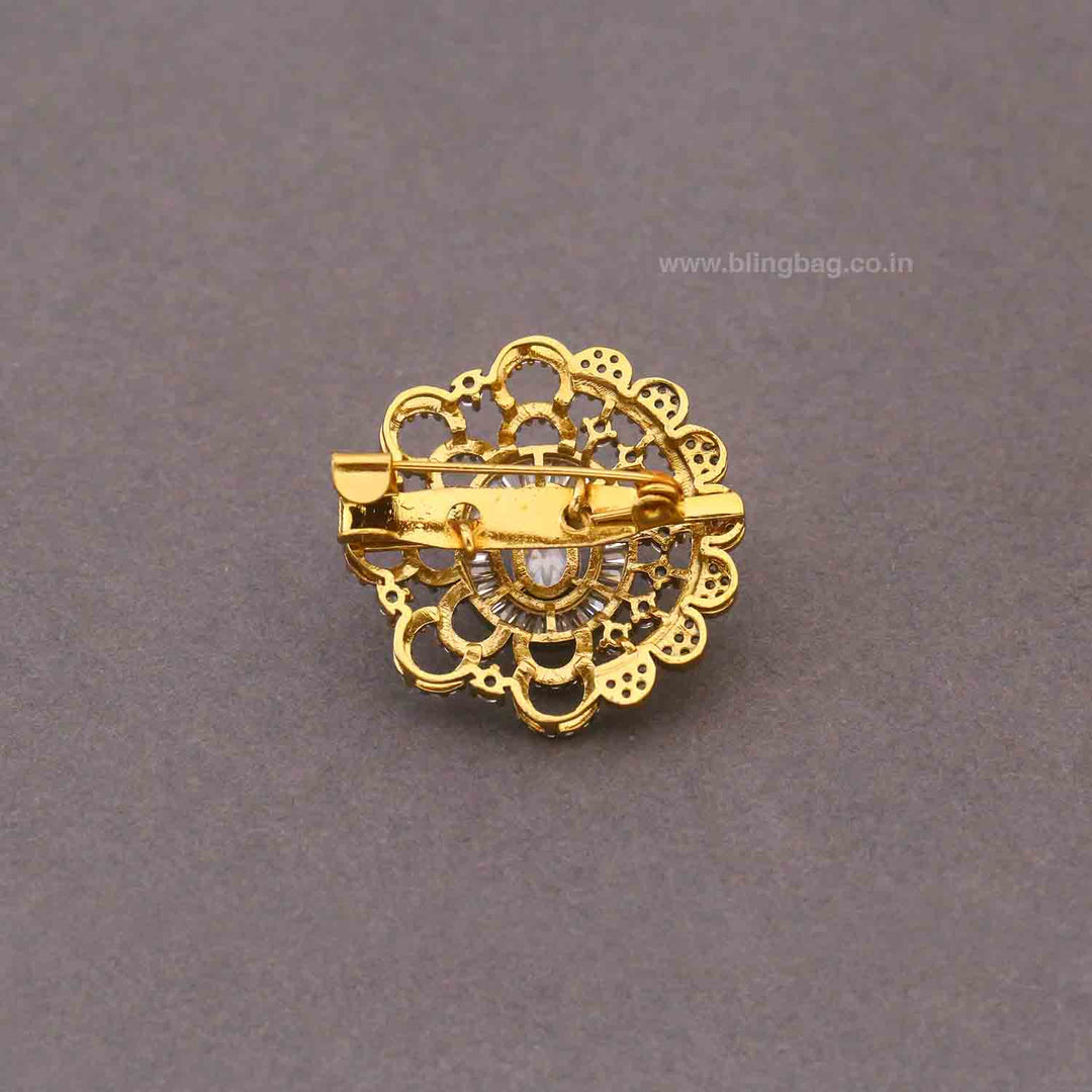 Golden Stellar Sparkle Brooch