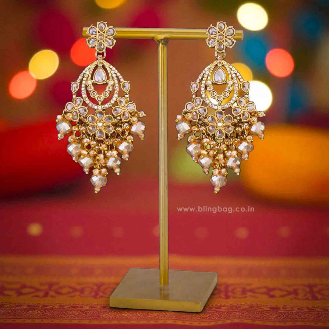 Golden Suchita Chaandbalis