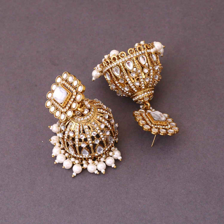 Golden Sumaniya Jhumkis