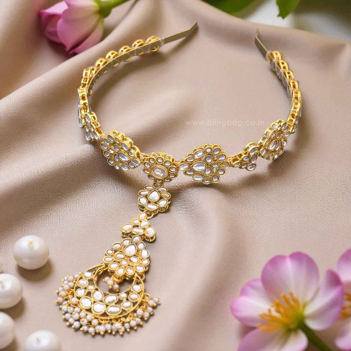 Golden Sumati Hairband With Tikka