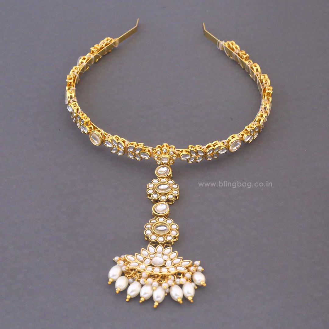 Golden Sunanda Hairband With Tikka