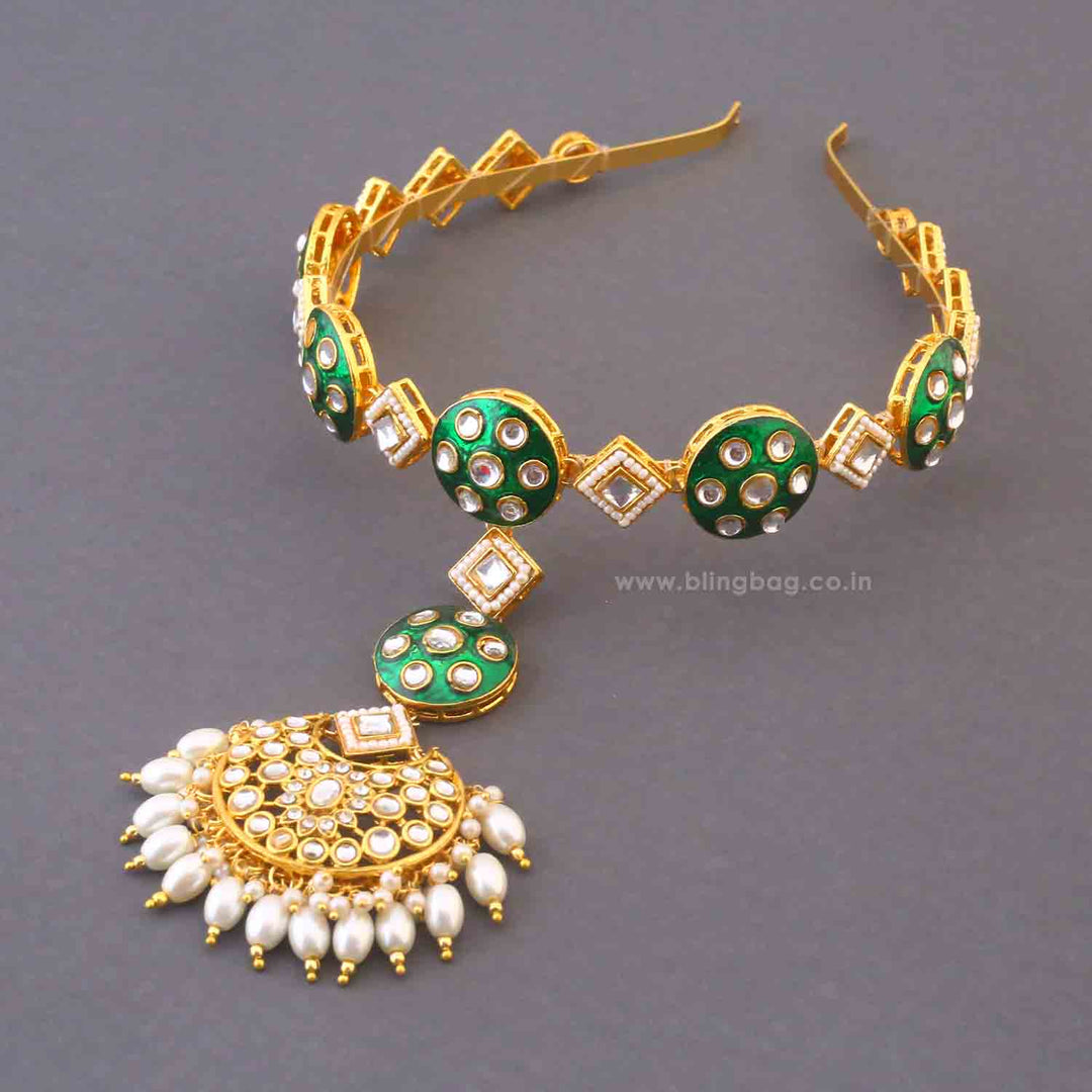Golden Suparna Hairband With Tikka