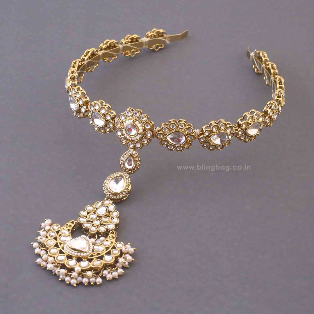 Golden Sushma Hairband With Tikka