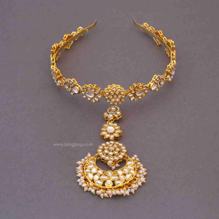 Golden Tanvia Hairband With Tikka