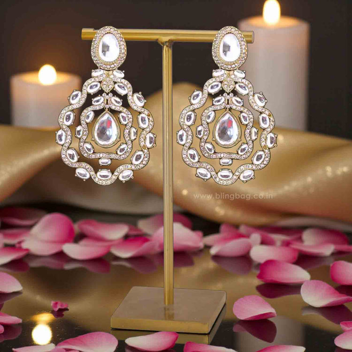 Golden Tanzila Chandbalis