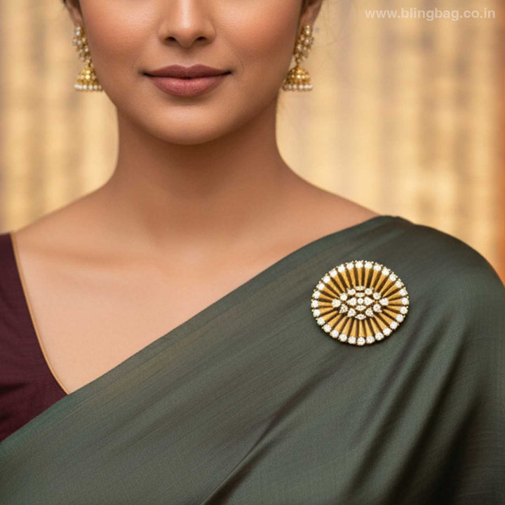 Golden Tarish Brooch