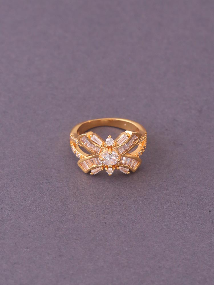 Golden Taymur Zirconia Ring