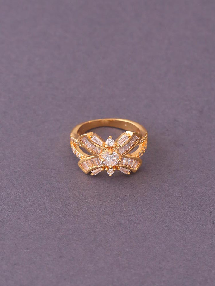 Golden Taymur Zirconia Ring