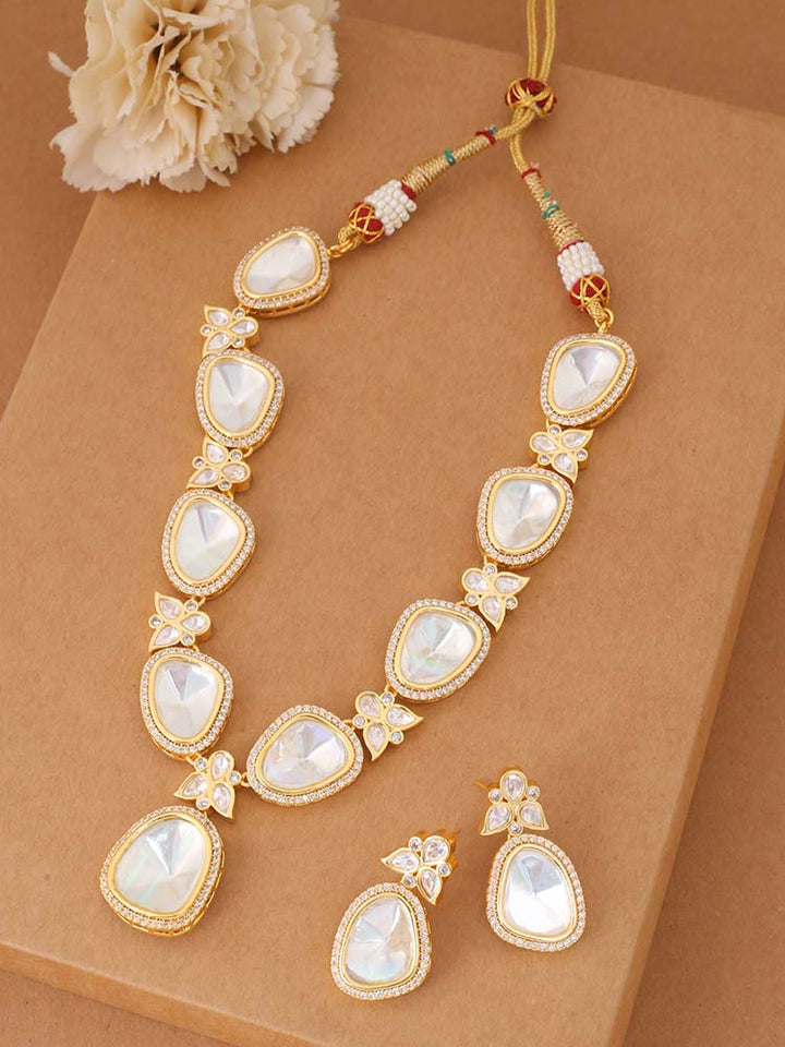Golden Terah Zirconia Jewellery Set