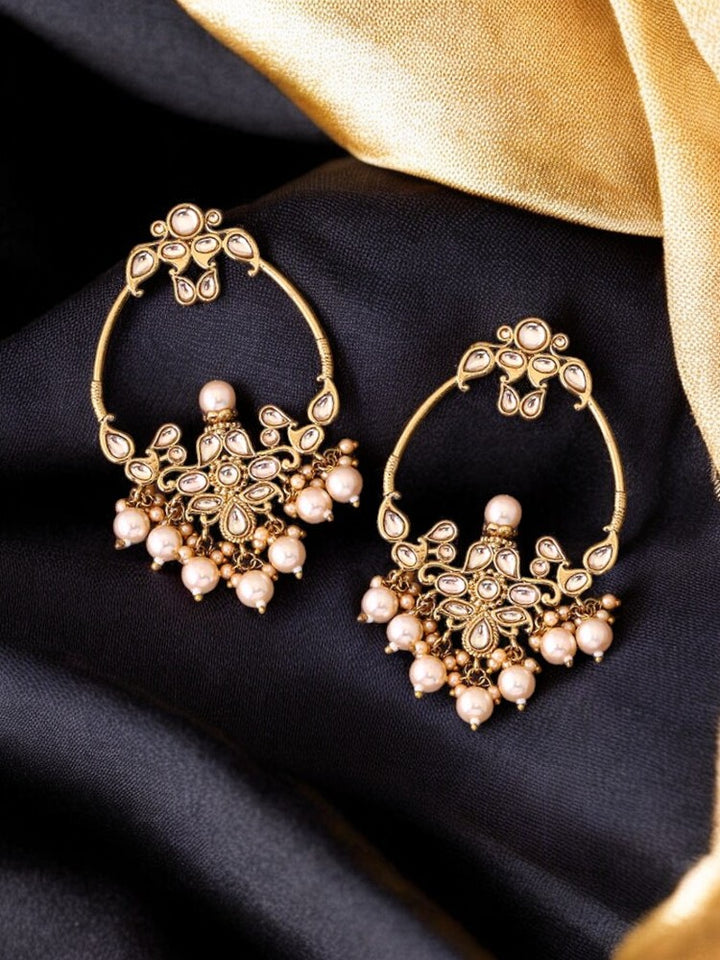 Golden Tia Chandbalis