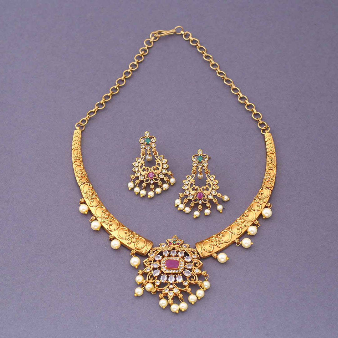 Golden Timurri Hasli Antique Jewellery Set - New Arrival
