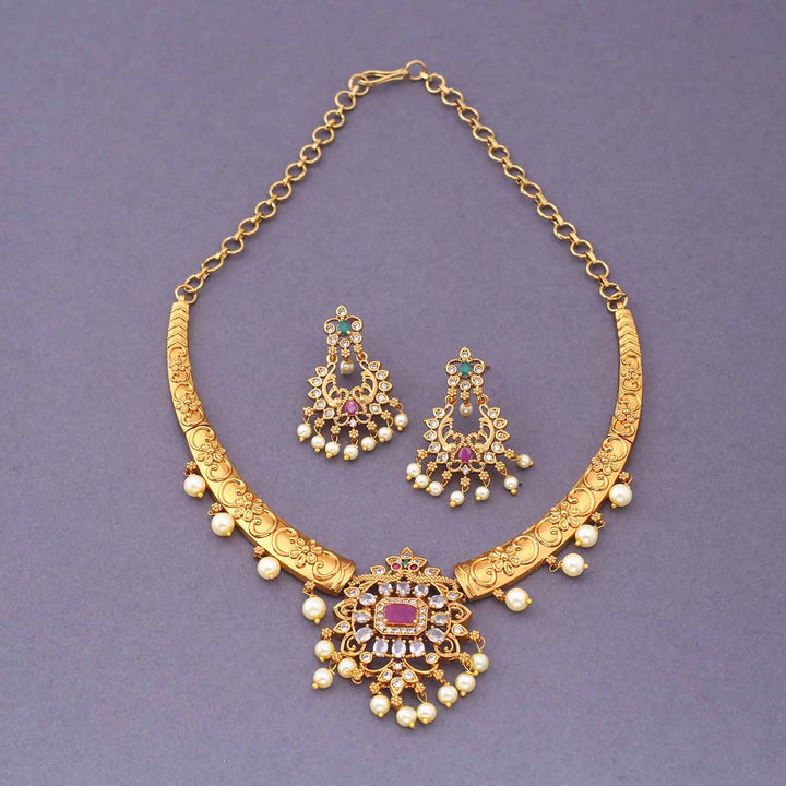 Golden Timurri Hasli Antique Jewellery Set - New Arrival