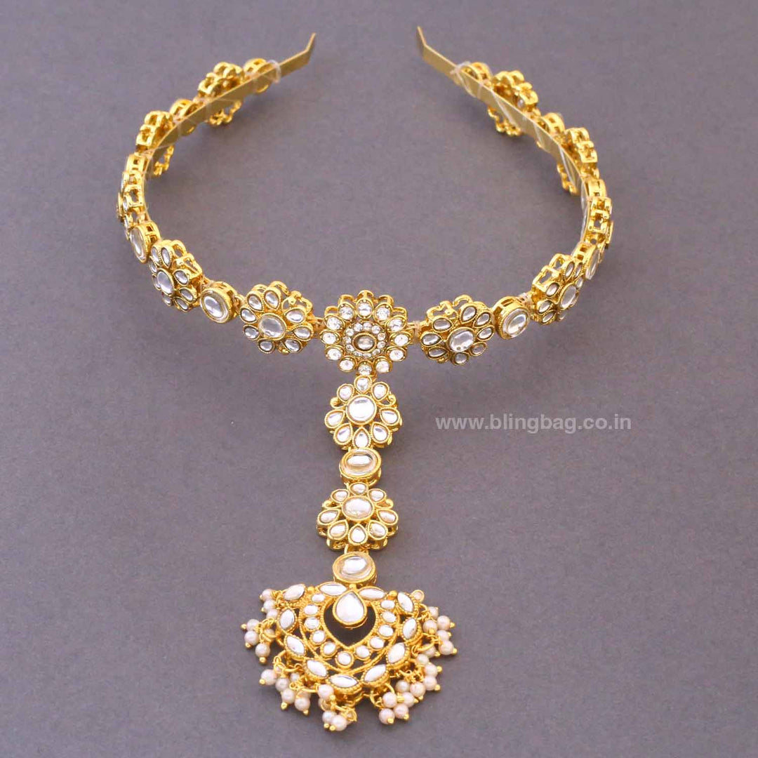 Golden Tipaani Hairband With Tikka