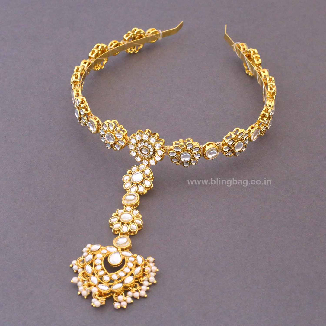 Golden Tipaani Hairband With Tikka
