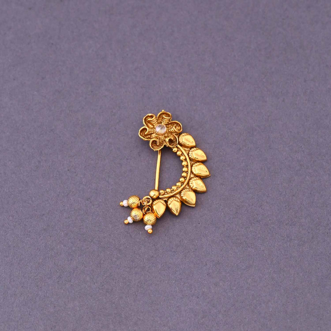 Golden Trina Nosepin