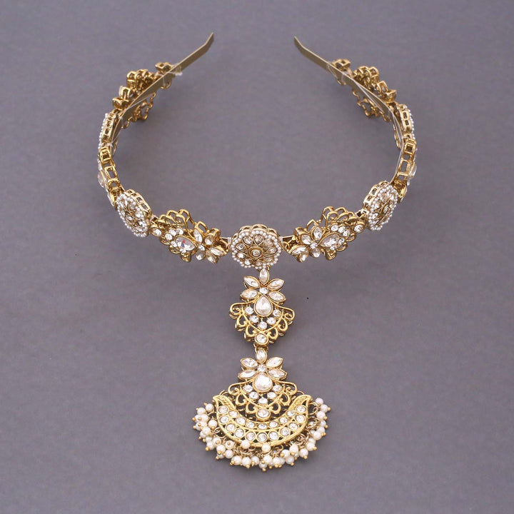 Golden Tripti Hairband With Tikka