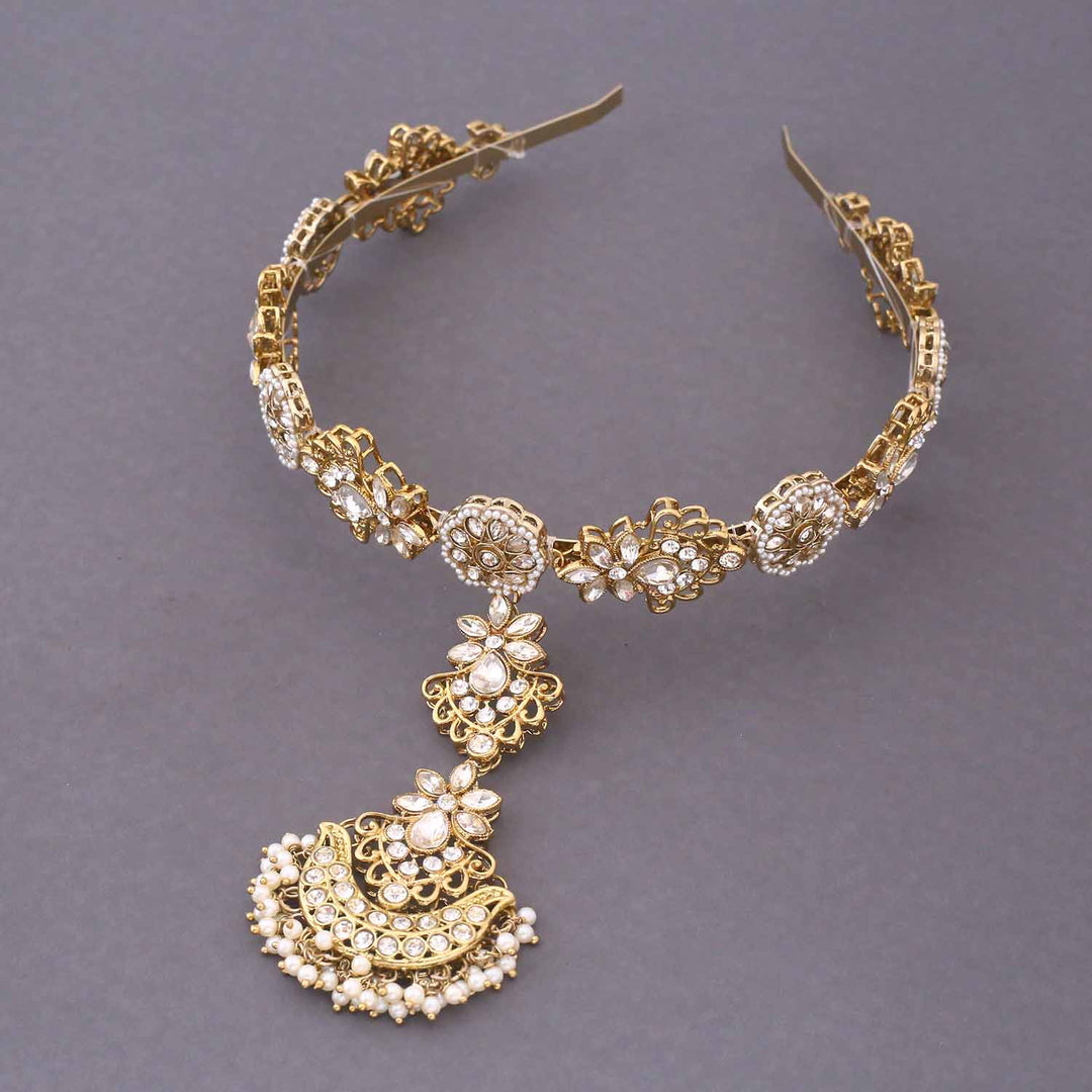Golden Tripti Hairband With Tikka