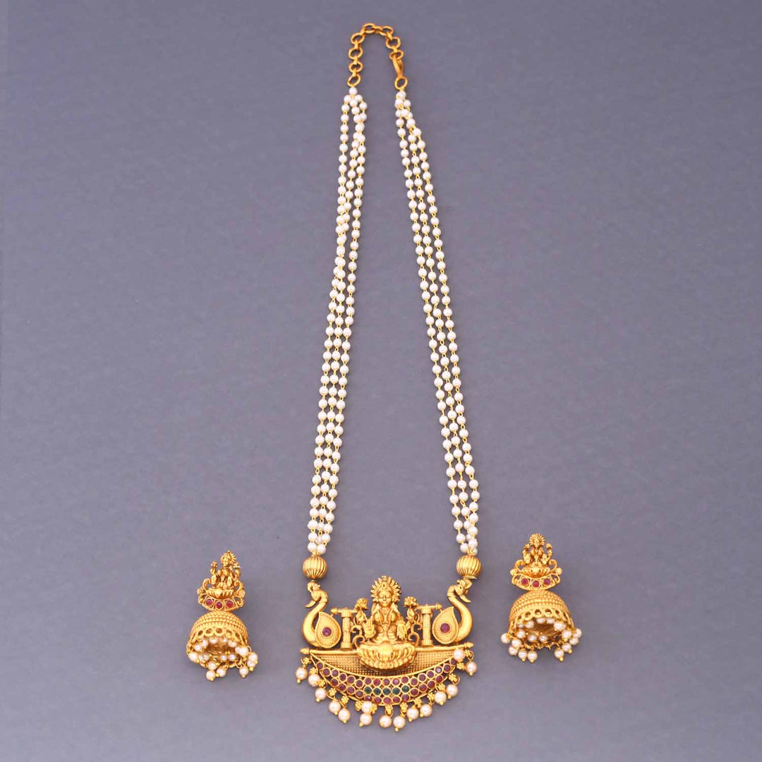 Golden Triveni Temple Jewellery Set - New Arrival