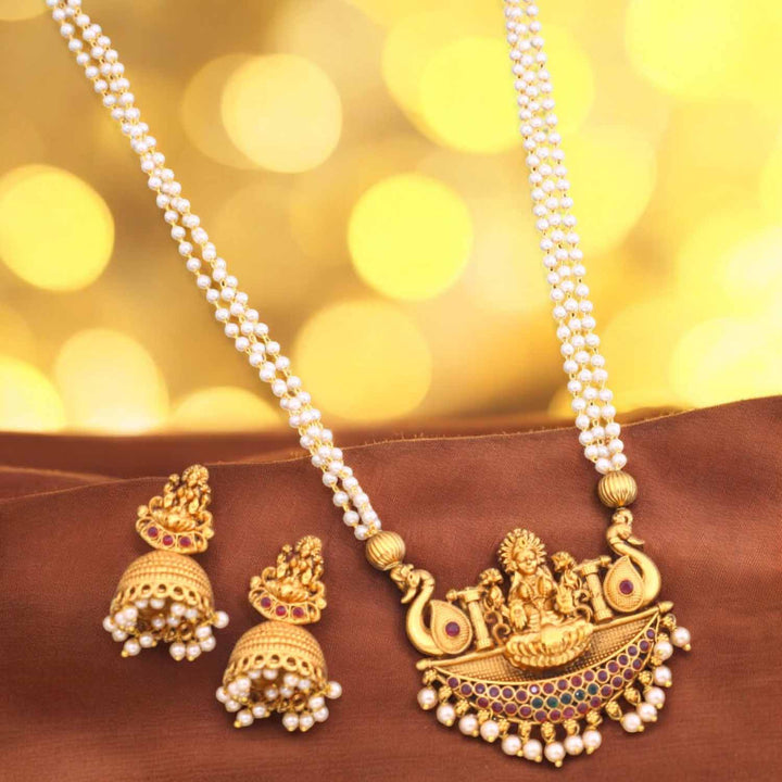 Golden Triveni Temple Jewellery Set - New Arrival