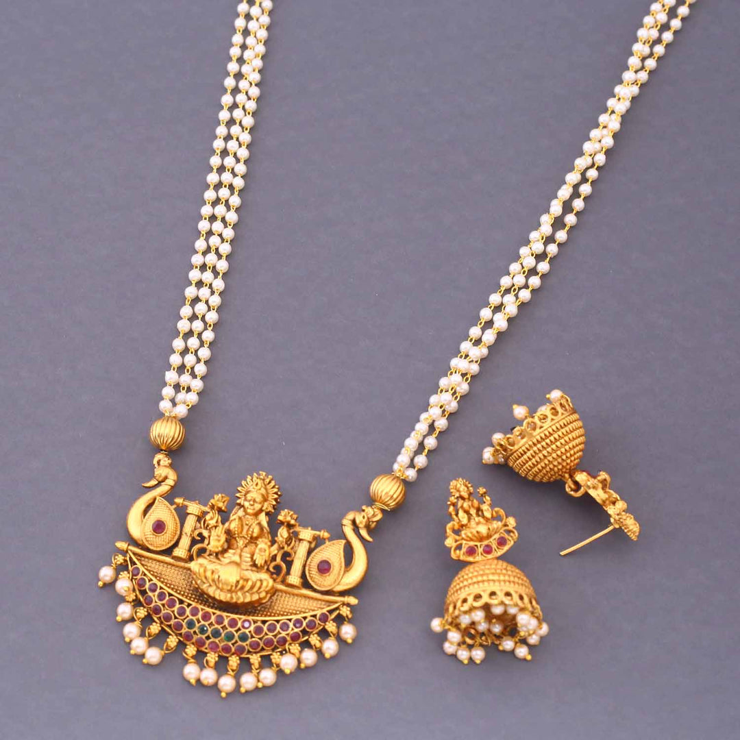 Golden Triveni Temple Jewellery Set - New Arrival