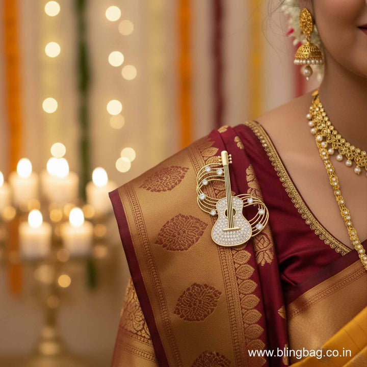 Golden Tune Guitar Brooch