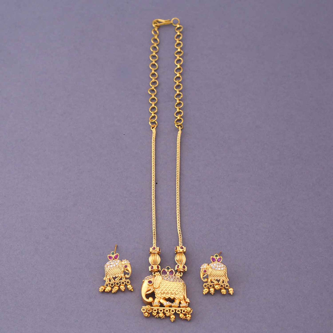 Golden Tuska Temple Pendant Set-New Arrival