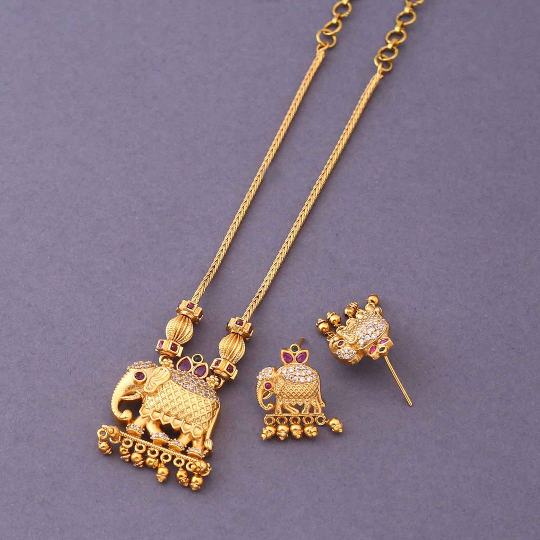 Golden Tuska Temple Pendant Set-New Arrival