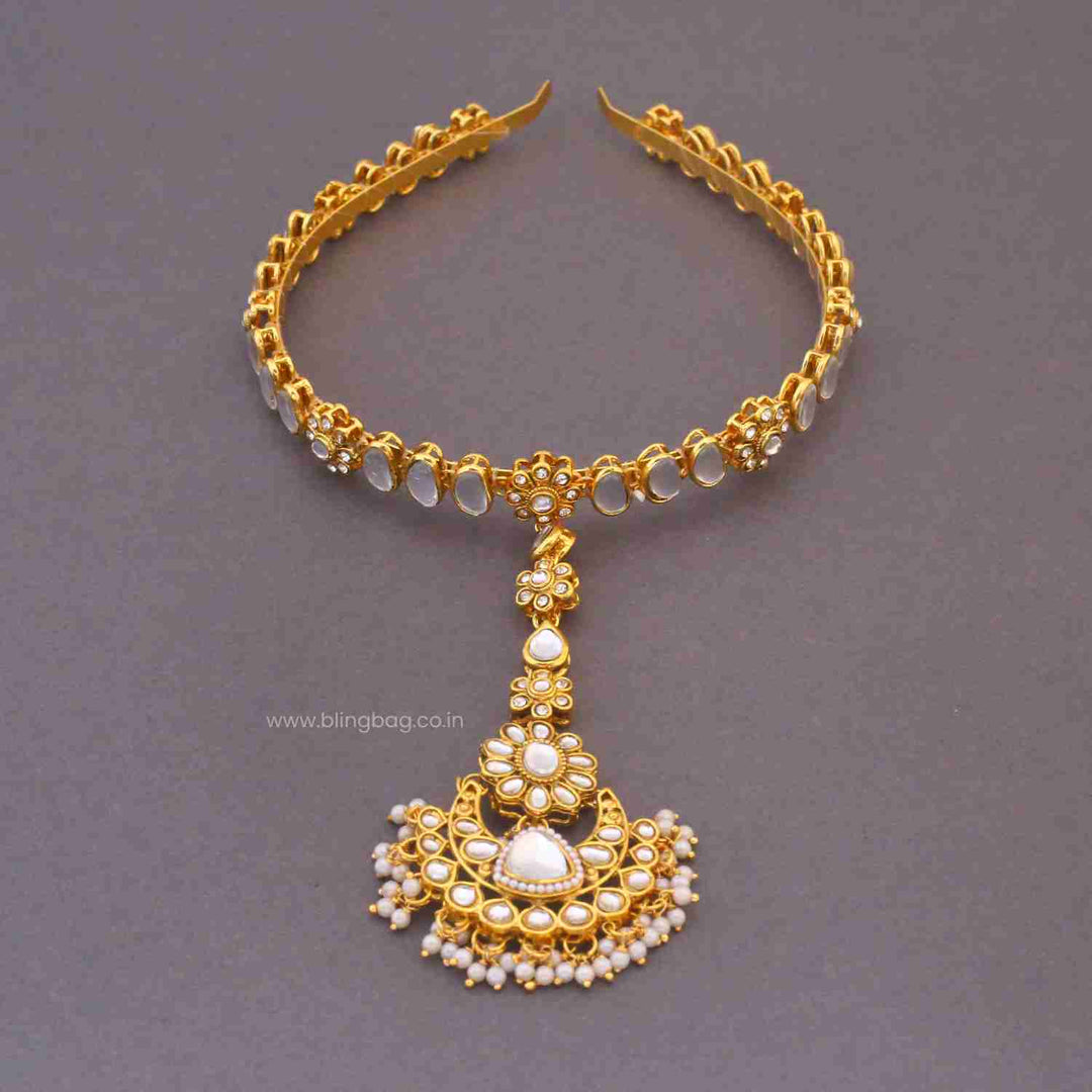 Golden Umaani Hairband With Tikka