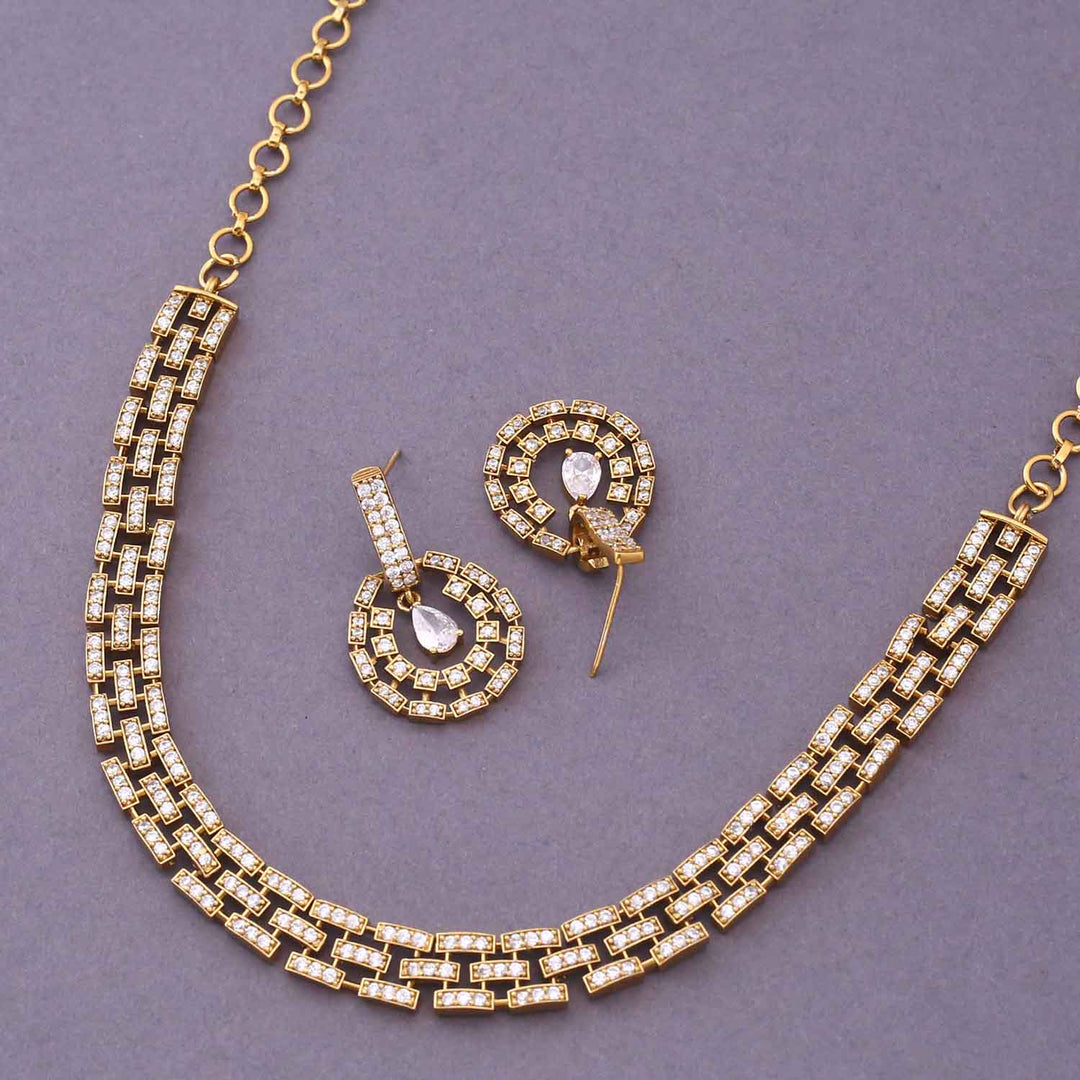 Golden Umnaa Antique Jewellery Set-New Arrival