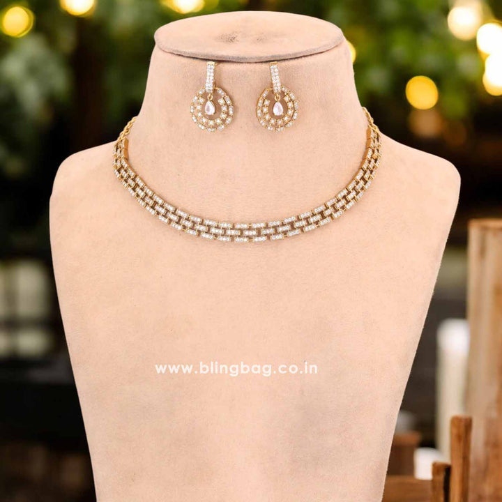 Golden Umnaa Antique Jewellery Set-New Arrival