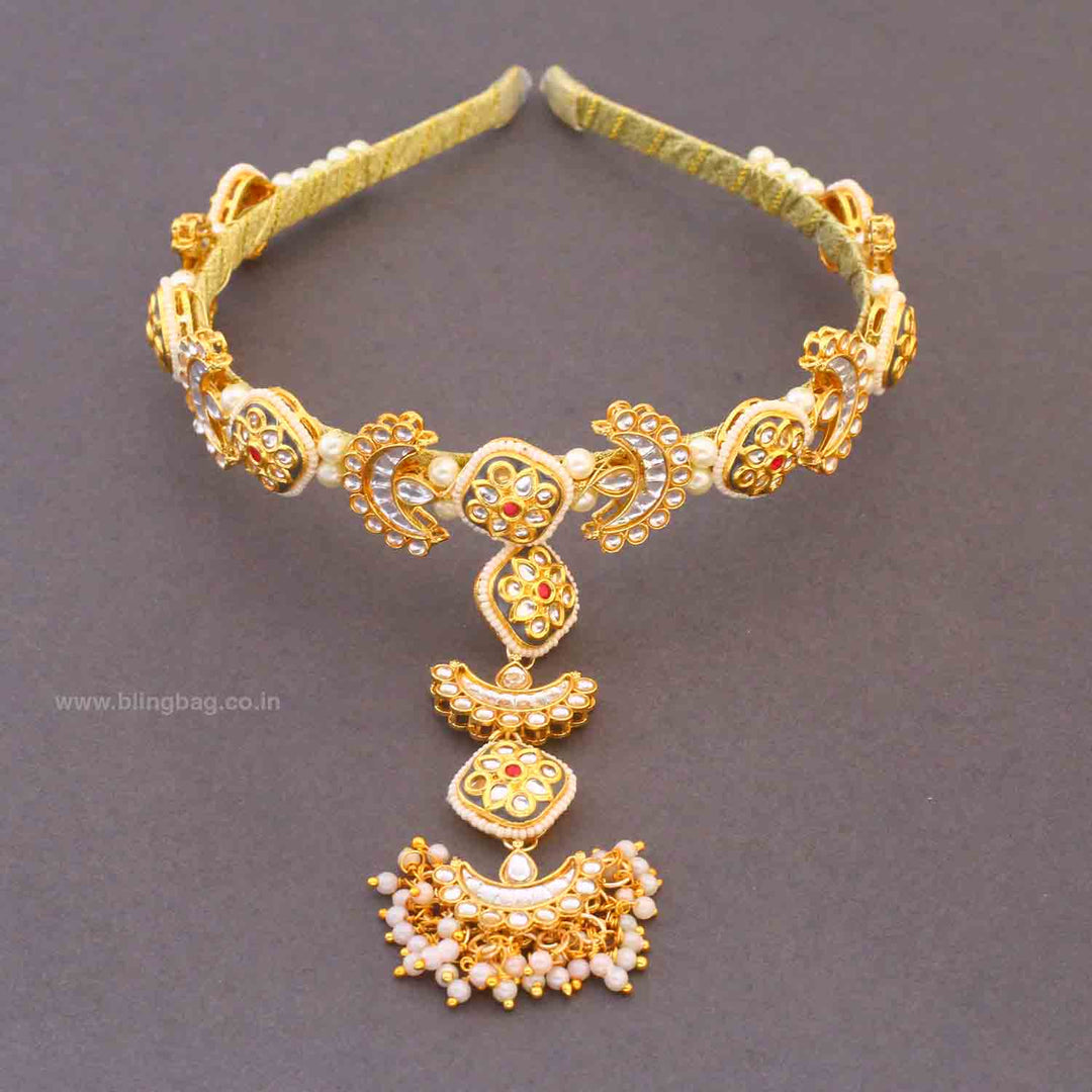 Golden Unisa Hairband With Tikka
