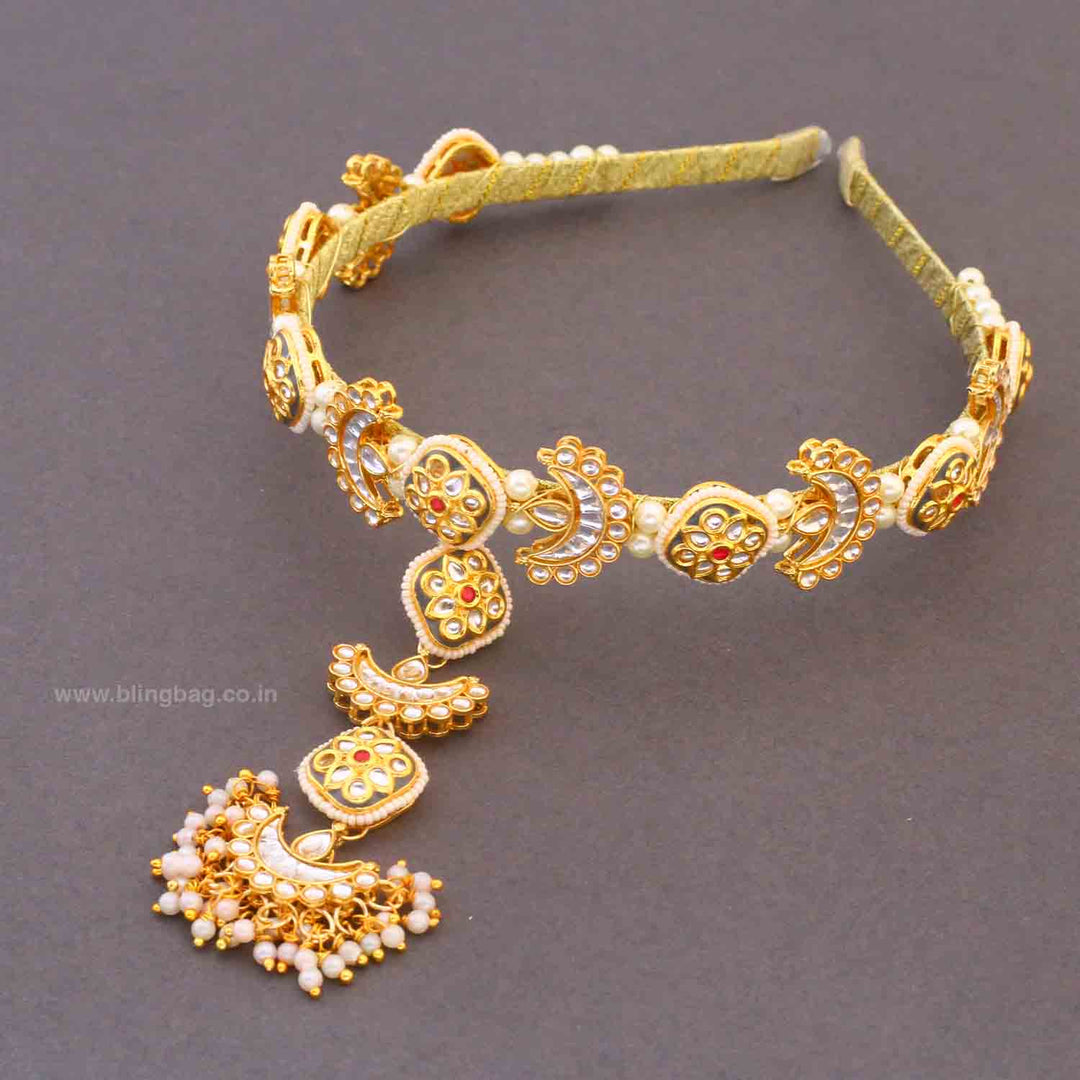 Golden Unisa Hairband With Tikka