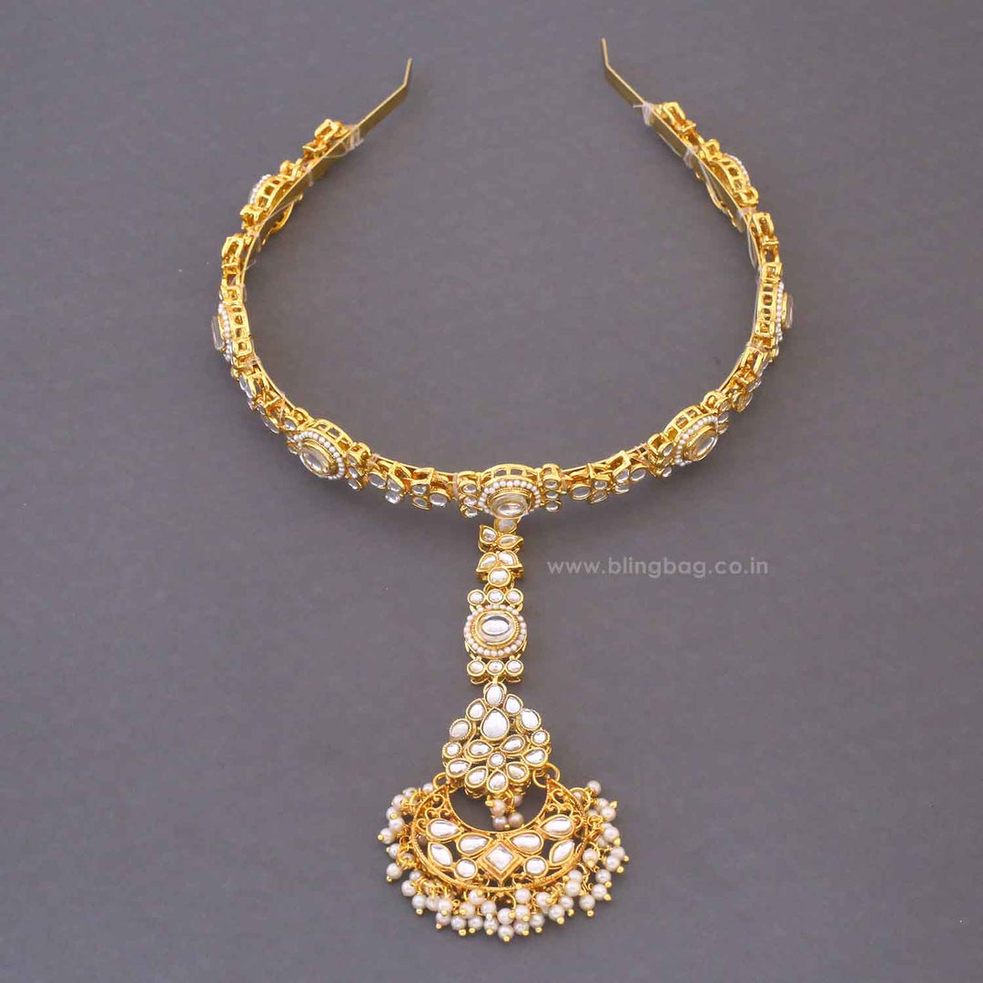 Golden Vaama Hairband With Tikka