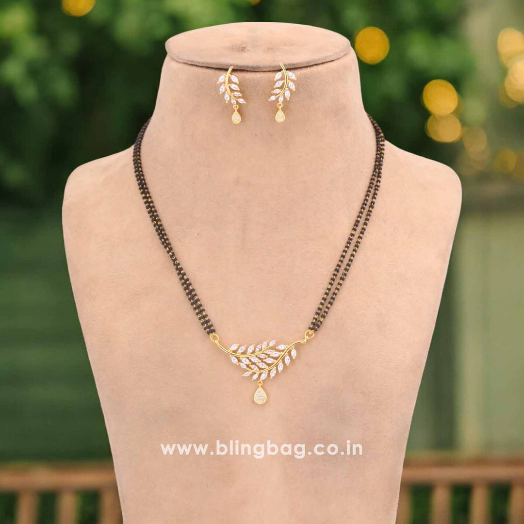 Golden Valentie Mangalsutra Set