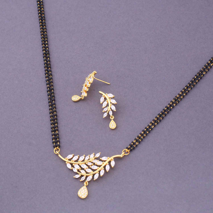 Golden Valentie Mangalsutra Set