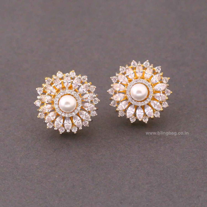 Golden Vanie Zirconia Studs