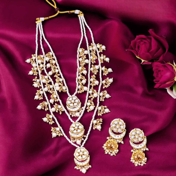 Golden Vedika Kundan Jewellery Set