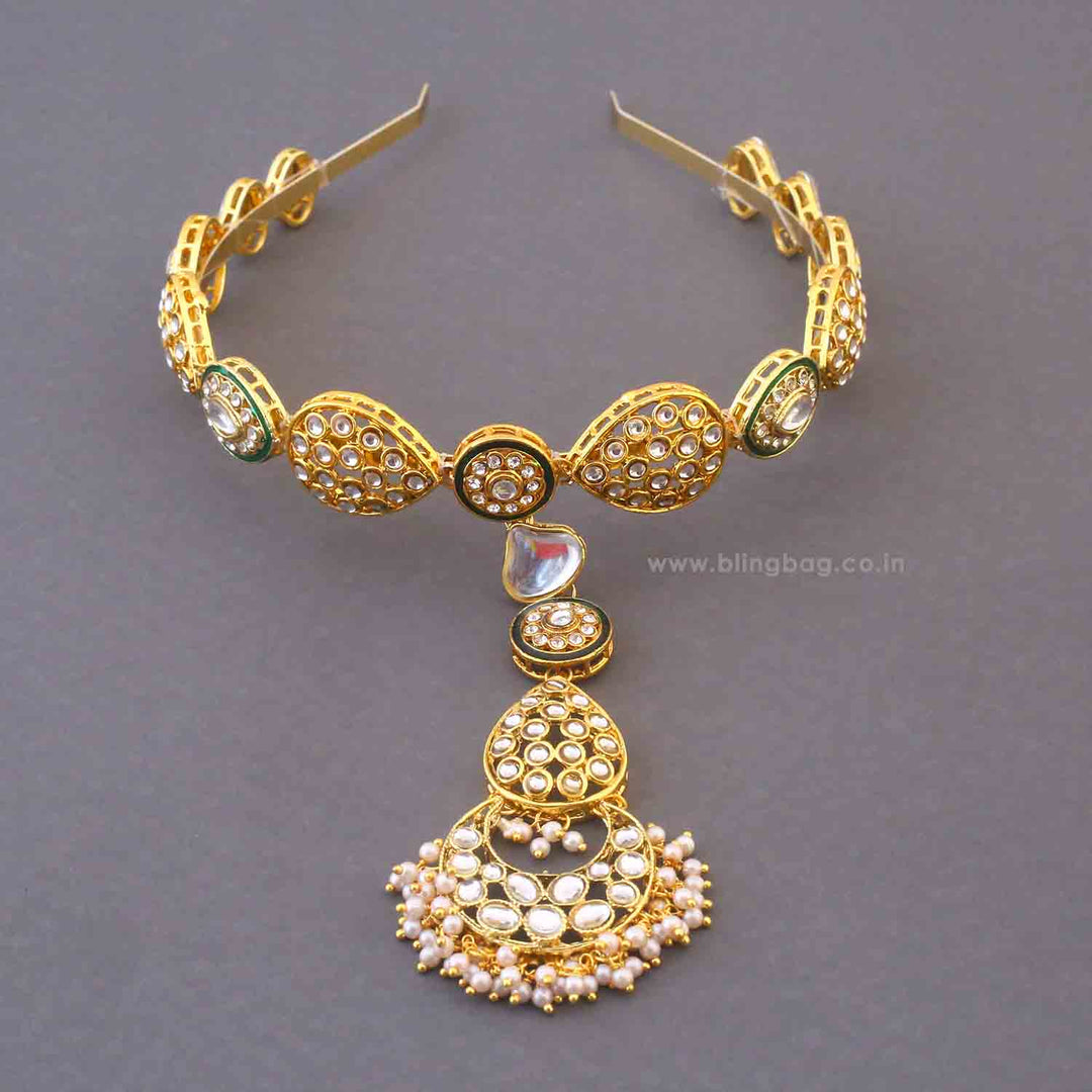 Golden Vindhya Hairband With Tikka