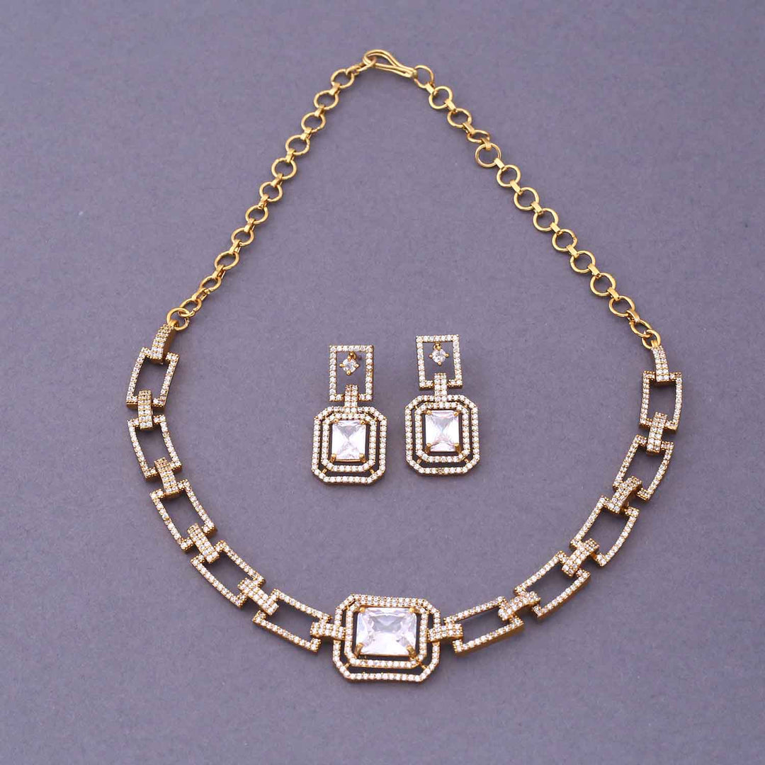 Golden Wisia Victorian Jewellery Set - New Arrival