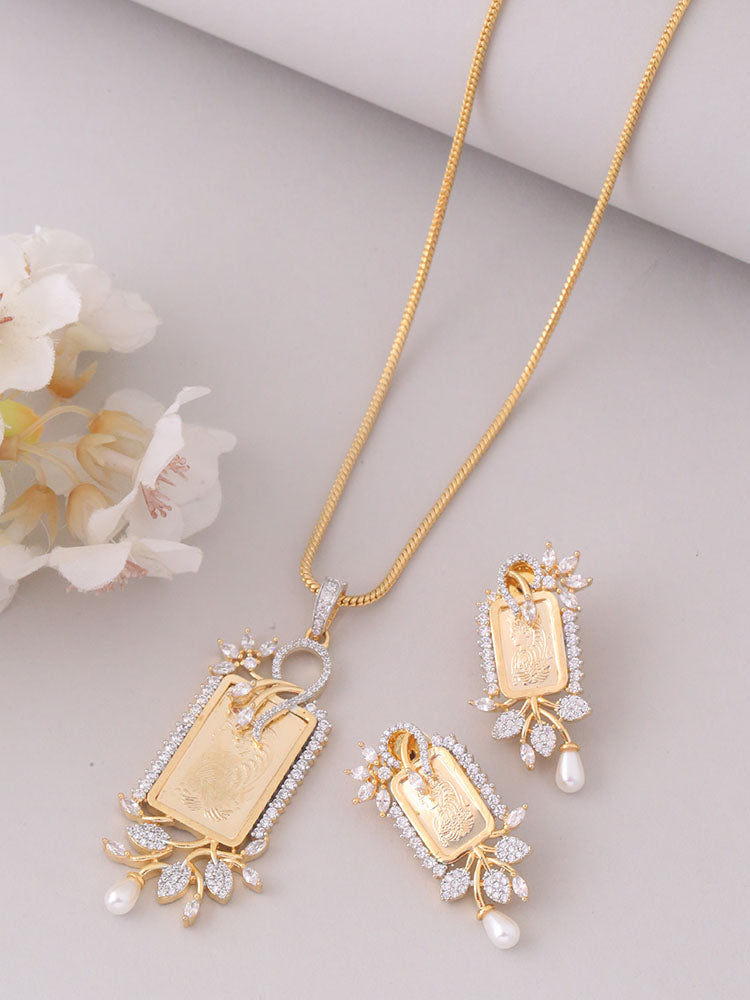 Golden Ximena Pendant Set