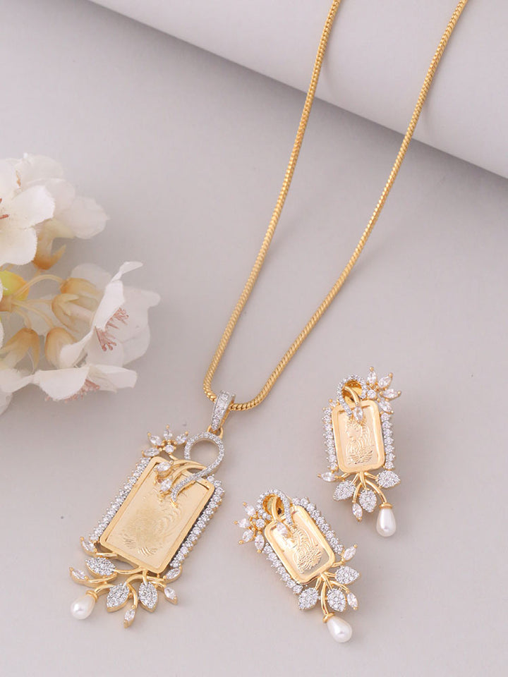 Golden Ximena Pendant Set