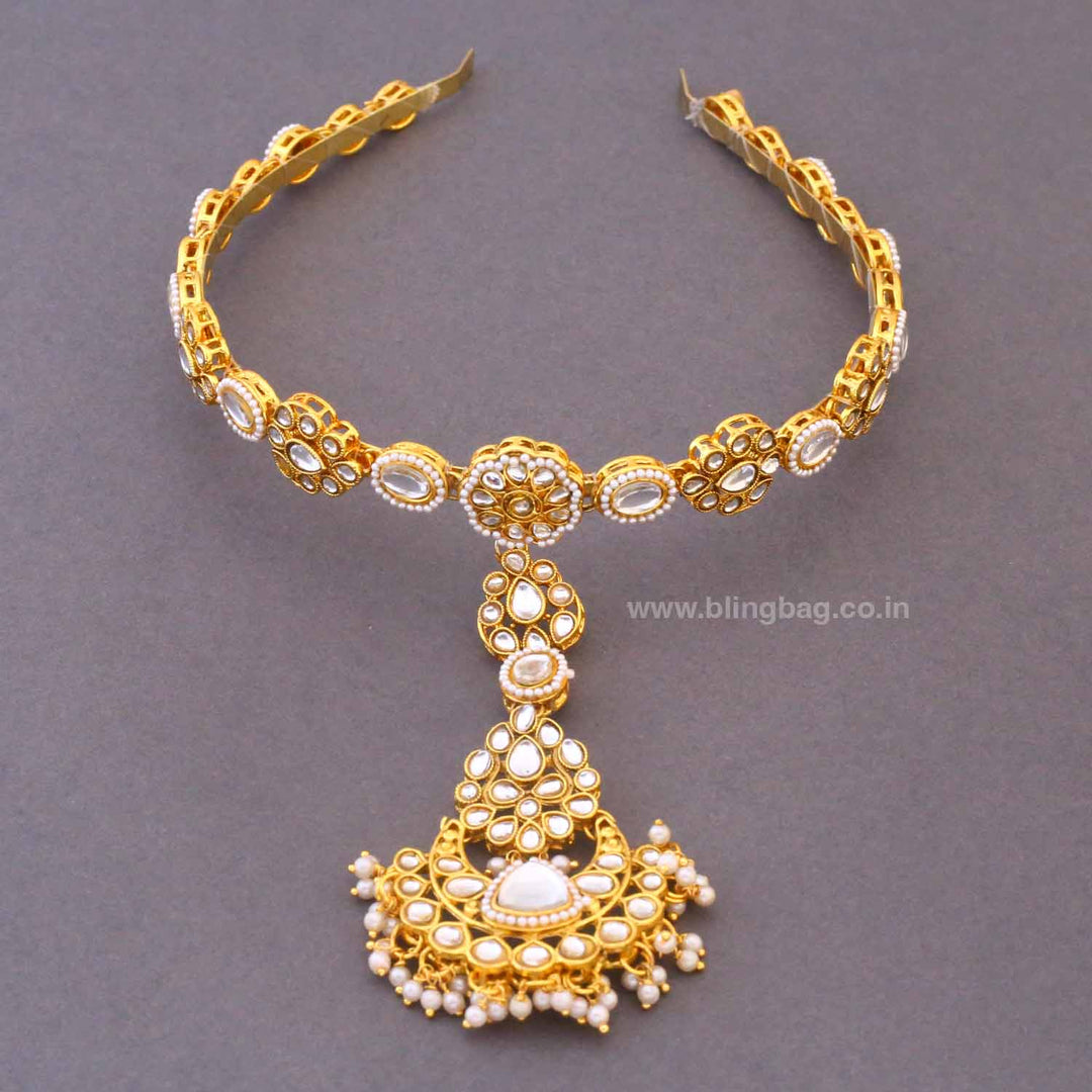 Golden Yaarita Hairband With Tikka