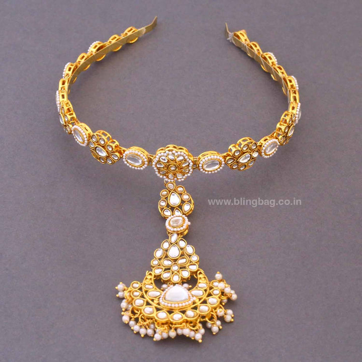 Golden Yaarita Hairband With Tikka