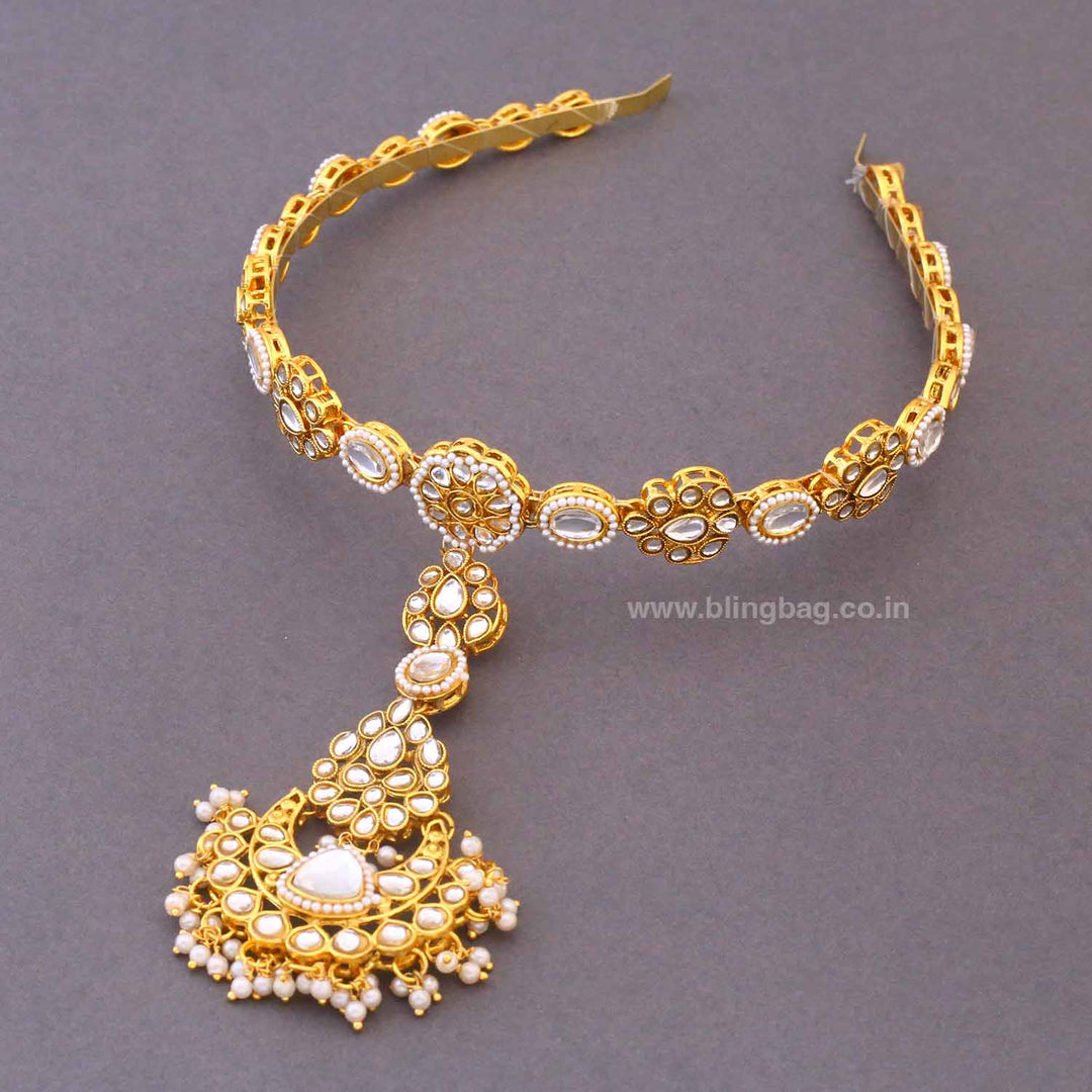 Golden Yaarita Hairband With Tikka